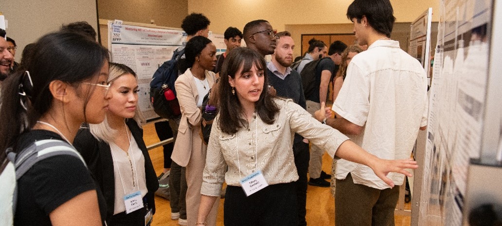 UM Scholar presents her research at UMSOM Mid-Summer Research Retreat.