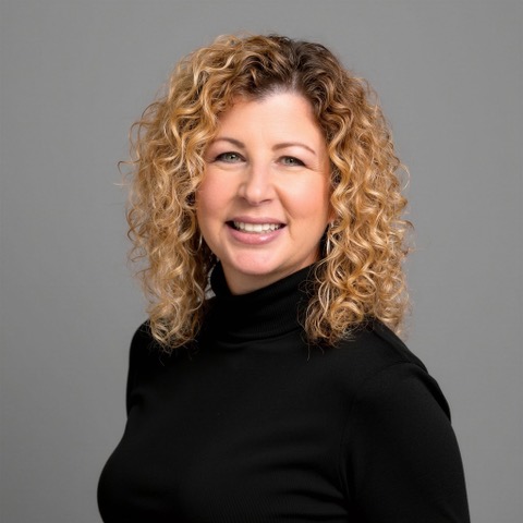Headshot of photo of Bonni Goldstein