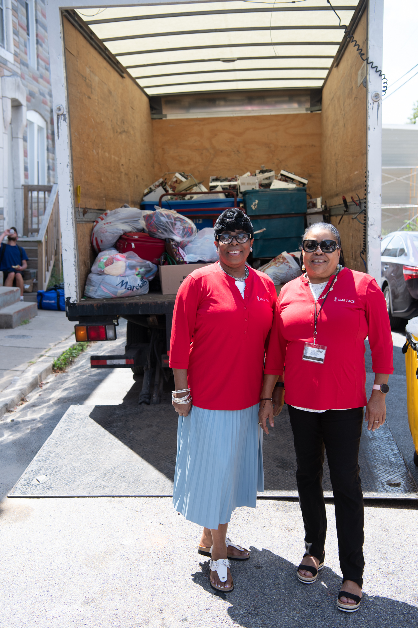 Eris Smith and Saifa Poole drop off donations to Paul's Place