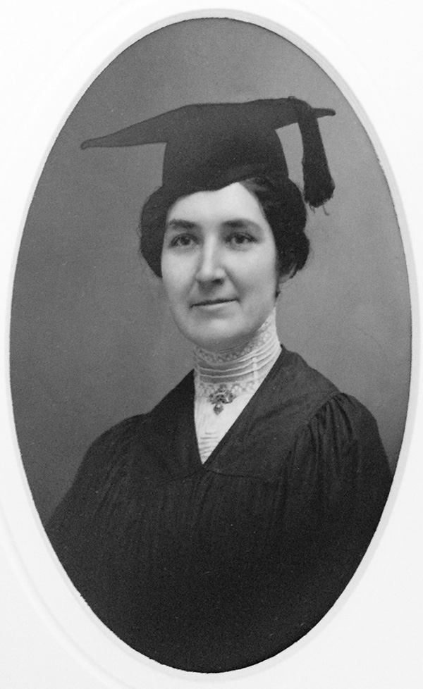 Bessie Olive Cole in 1913