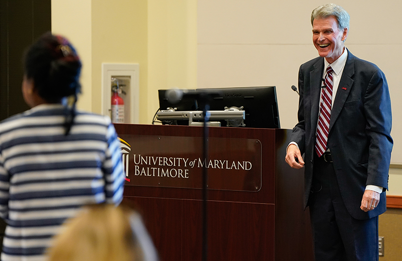 School of Dentistry Dean Mark Reynolds